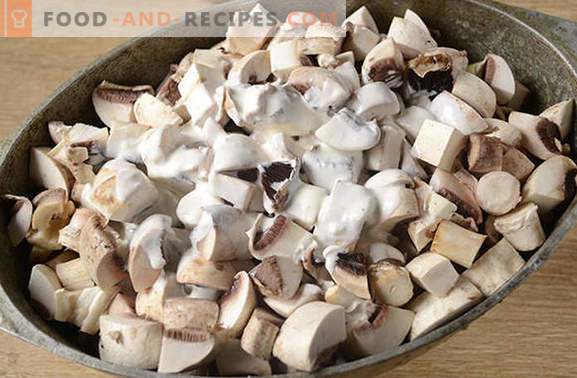 Pommes de terre aux champignons au four avec de la crème sure - un plat aromatique et nutritif. Recette pas à pas de la photo de l'auteur: pommes de terre au four aux champignons