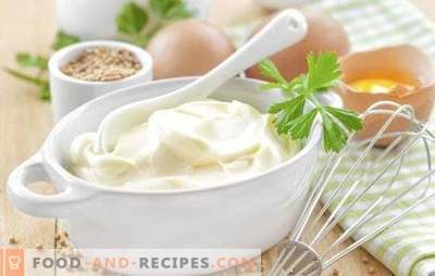 La mayonnaise au lait est une sauce populaire de la cuisine française. Différentes mayonnaises au lait: avec œufs, amidon, farine et moutarde