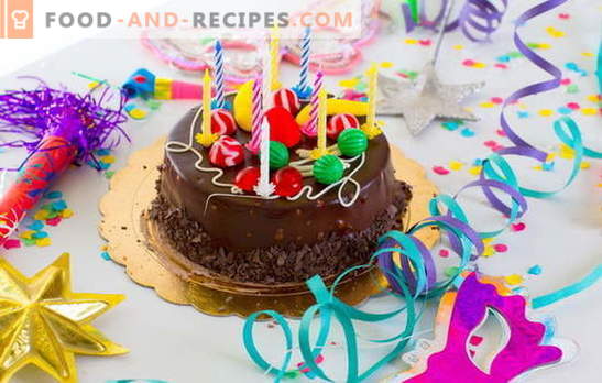 Nous préparons le gâteau à la maison pour notre anniversaire (photo)! Recettes pour divers gâteaux d'anniversaire faits maison avec des photos
