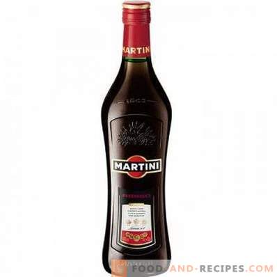 Wie man Martini Rosso trinkt