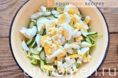 Salade verte à l'œuf et au concombre