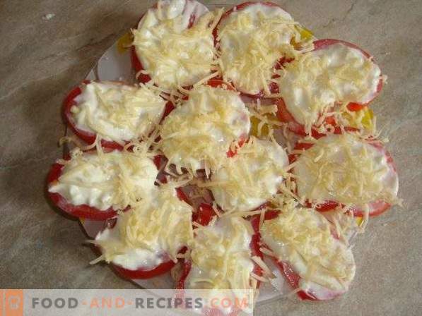 Tomates au fromage, ail et mayonnaise