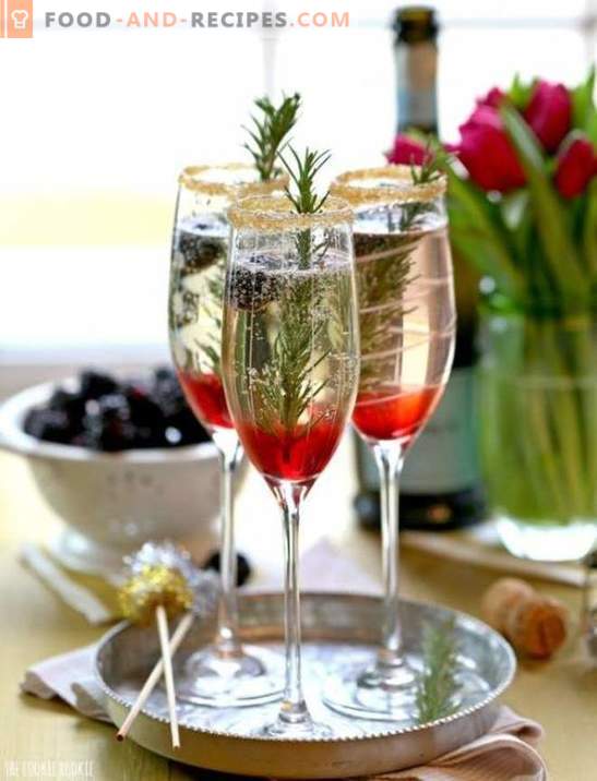 Cocktails alcoolisés du Nouvel An: recettes TOP-5. Comment sniffer magnifiquement?