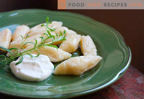 Dumplings avec du fromage cottage - les meilleures recettes. Comment cuisiner des boulettes traditionnelles et paresseuses avec du fromage cottage à la maison