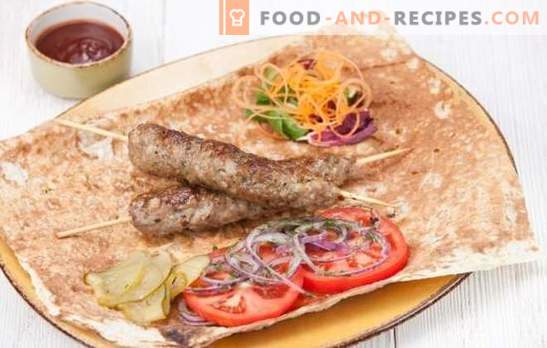 Le lula kebab au porc est la meilleure alternative au kebab. Recettes Kebab de porc au lula sur le gril, au four et casserole