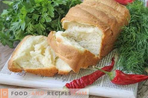 Nous préparons à la maison un pain italien au beurre unique. Idéal pour les sandwichs et les toasts!