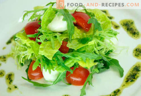 Salat mit Kirschtomaten - fünf beste Rezepte. Wie man richtig und lecker einen Salat mit Kirschtomaten zubereitet.