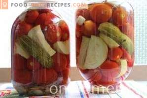 Assorti pour l’hiver de concombres et de tomates et de poivrons et courgettes